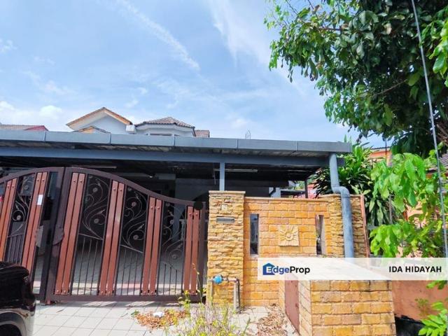 House for sale in Petaling, Alam Impian