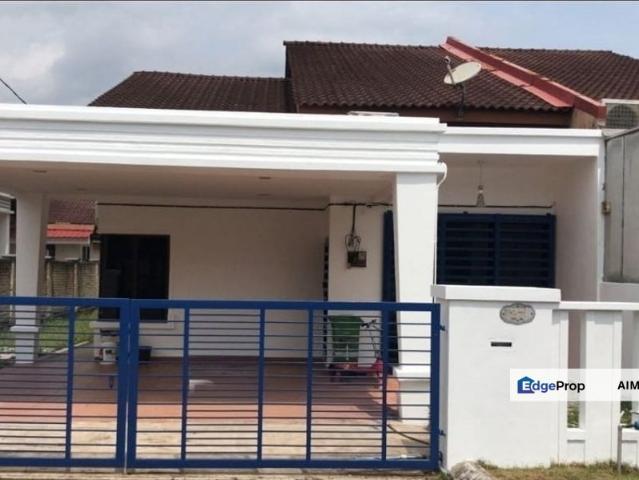 House for sale in Indera Mahkota 12, Indera Mahkota
