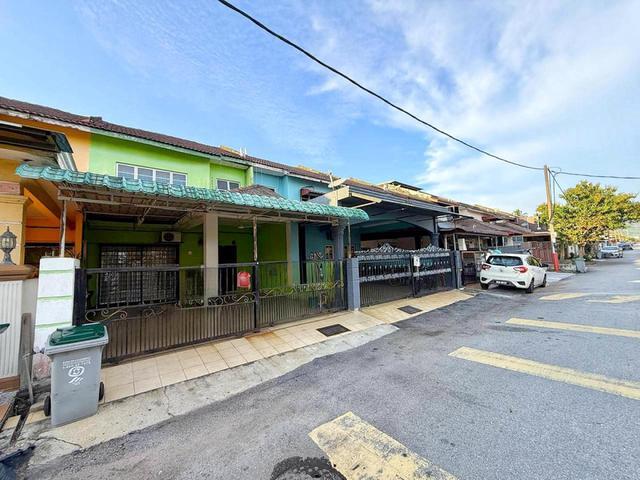 Terraced House for sale in Sendayan Village, Negeri Sembilan