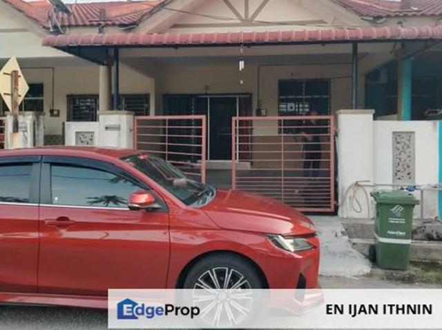 House for sale in Pekan, Pahang