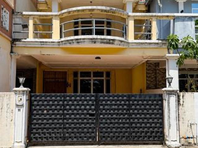 Terraced House for sale in Wellesley, Penang
