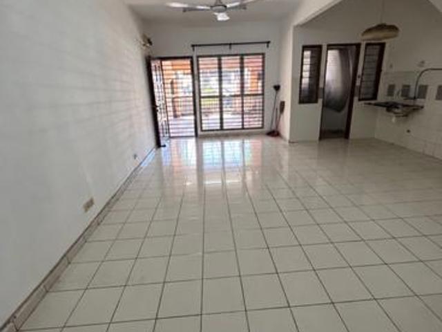 Townhouse for sale in Majlis Perbandaran Selayang, Gombak