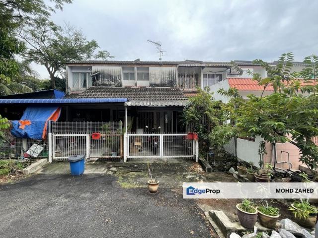 House for sale in Langat, Selangor