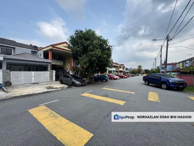 House for sale in Langat, Selangor