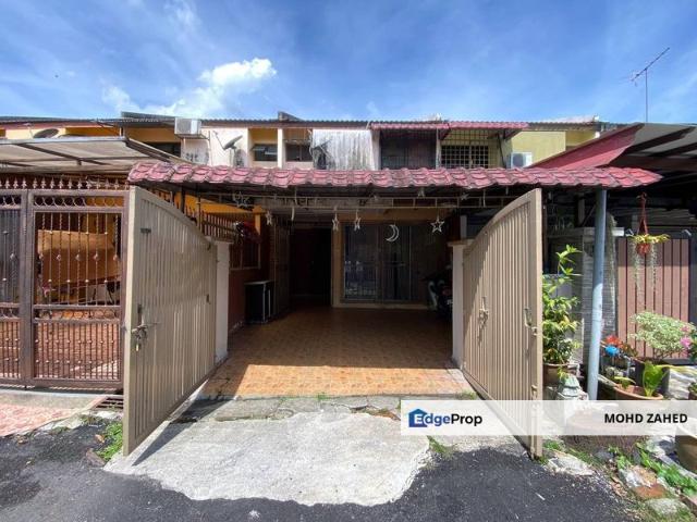 House for sale in Langat, Selangor