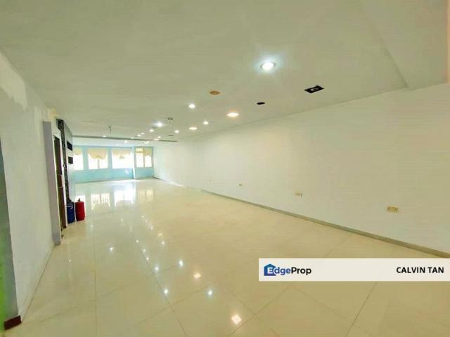 Shop for rent in Langat, Selangor