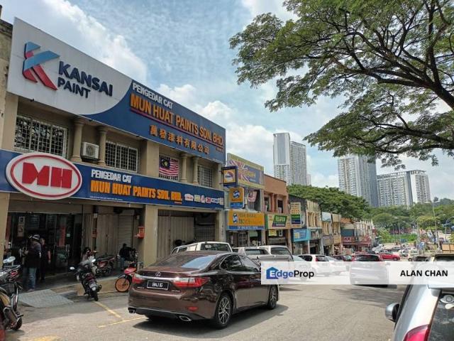 Shop for rent in Country Heights Damansara, Kuala Lumpur