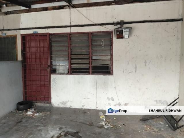 House for sale in Tanjong Sepat, Selangor