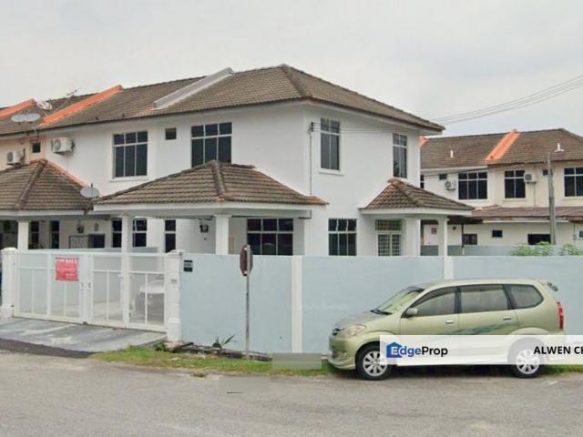 House for sale in Malaka