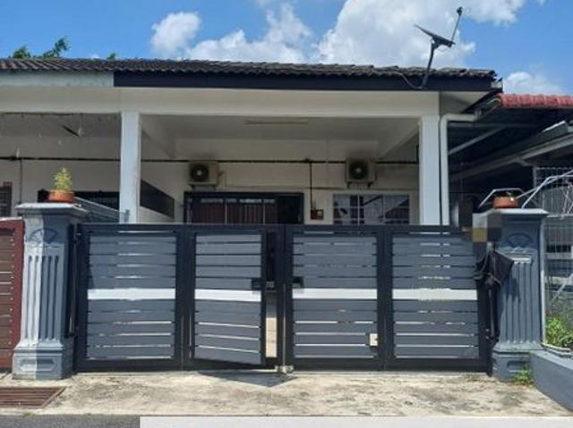 House for sale in Sendayan Village, Negeri Sembilan