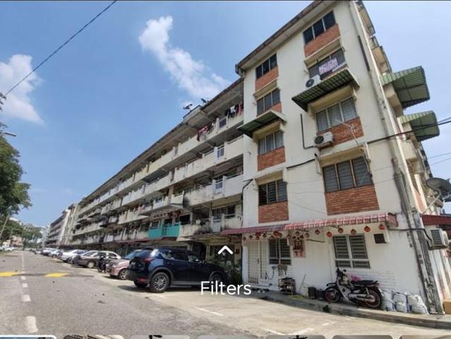 Property for sale in Malaka