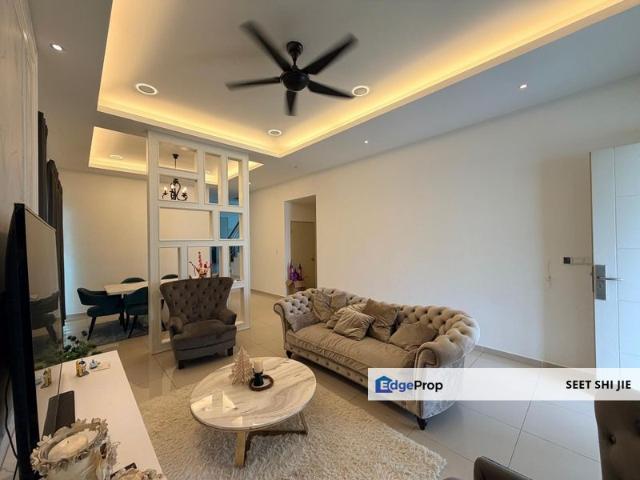 House for sale in Malaka