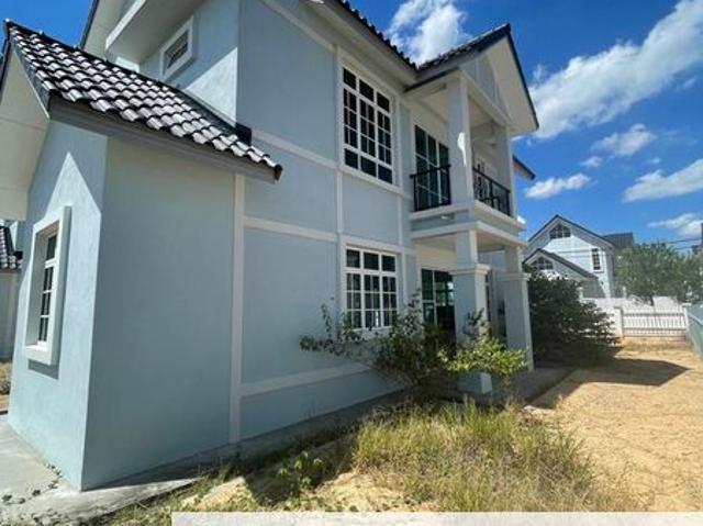 House for sale in Malaka