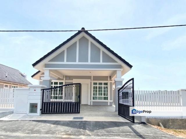 House for sale in Malaka