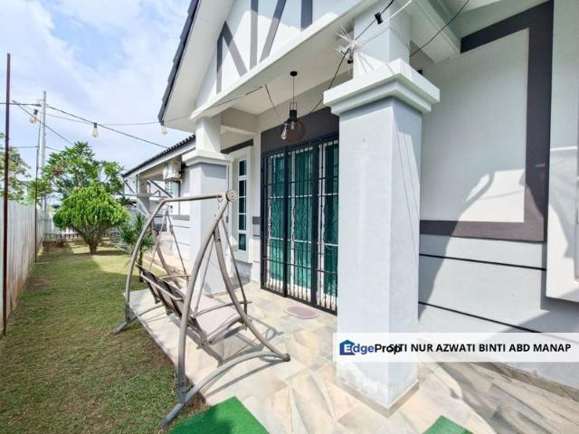 House for sale in Malaka