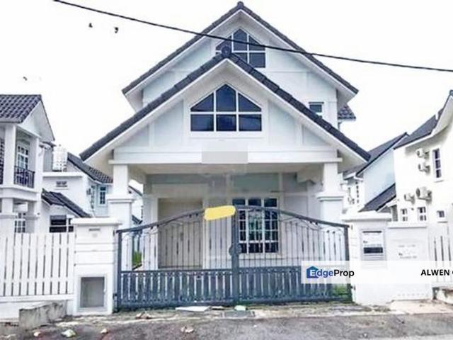House for sale in Malaka