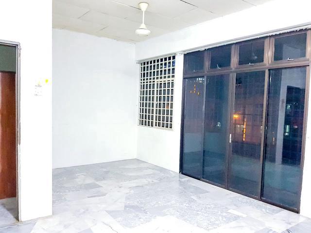 Terraced House for rent in Georgetown, Penang