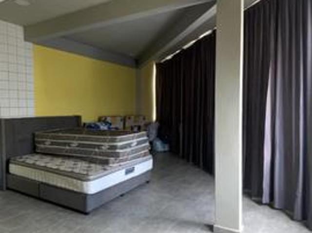 Terraced House for rent in Malaka