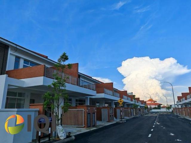 Terraced House for sale in Wellesley, Penang