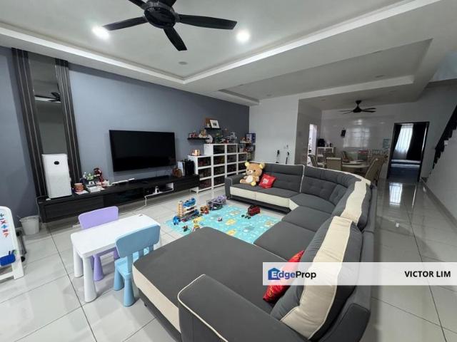 House for sale in Austin Heights, Tebrau