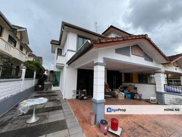 House for sale in Austin Heights, Tebrau