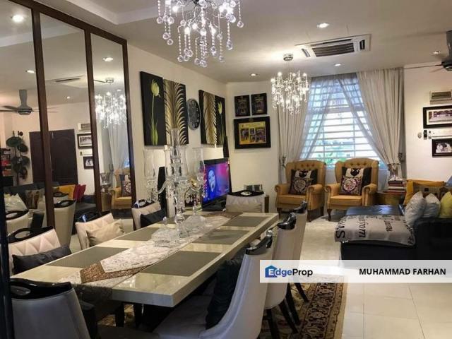 House for sale in Malaka