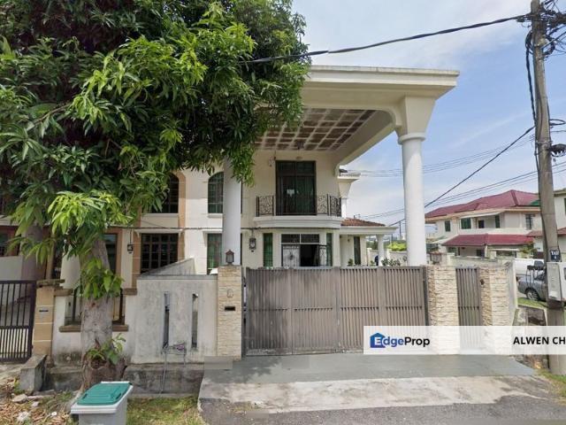House for sale in Malaka