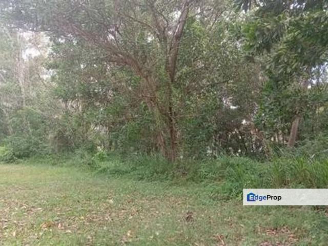 House for sale in Malaka
