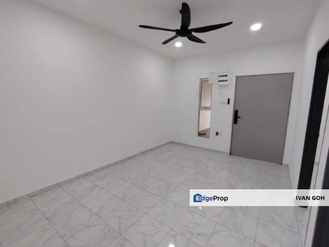 House for sale in Malaka