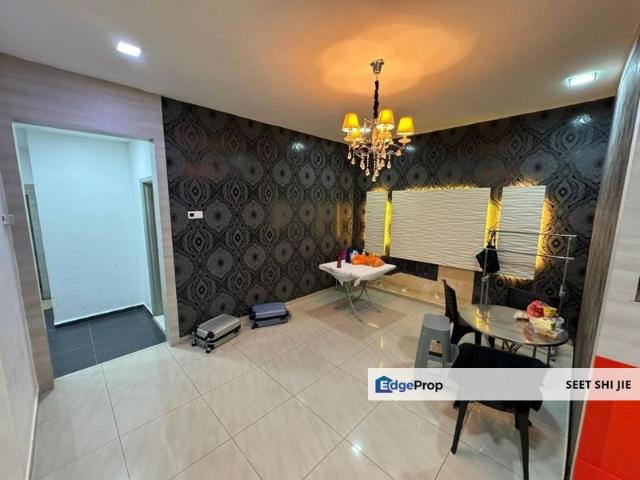 House for sale in Malaka