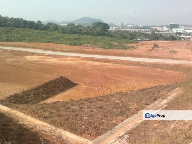 House for sale in Malaka