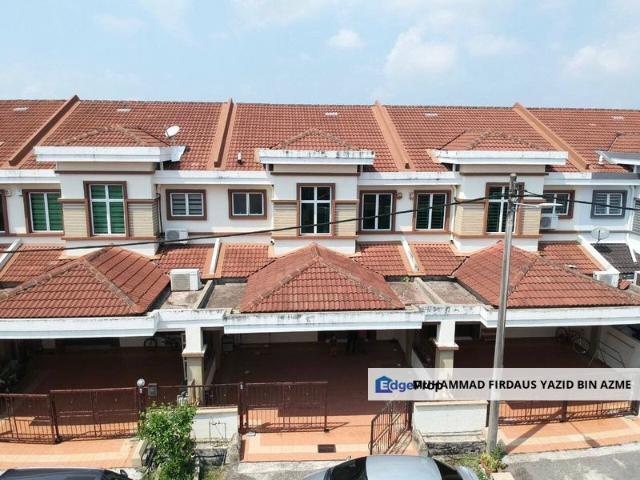 House for sale in Malaka