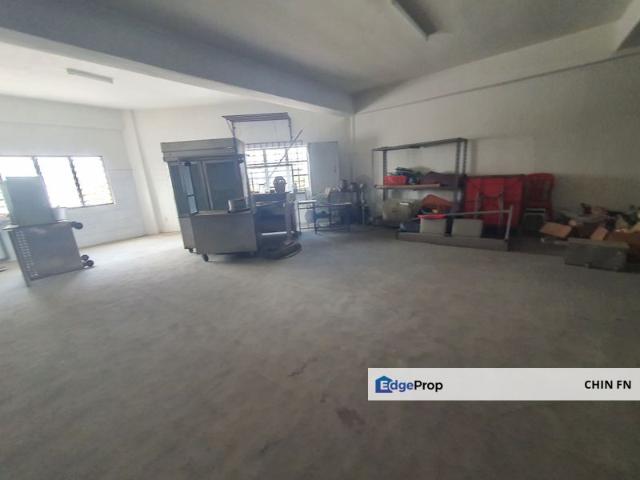 Shop for sale in Malaka