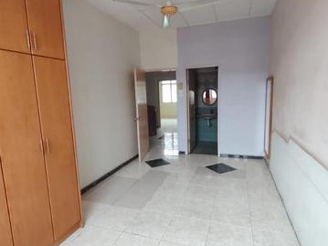 Terraced House for rent in Wellesley, Penang