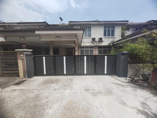 Terraced House for rent in Wellesley, Penang