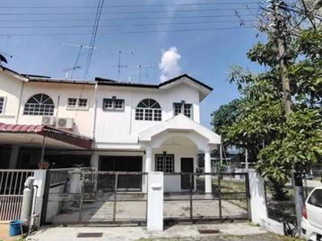 Terraced House for sale in Batu Pahat, Johor