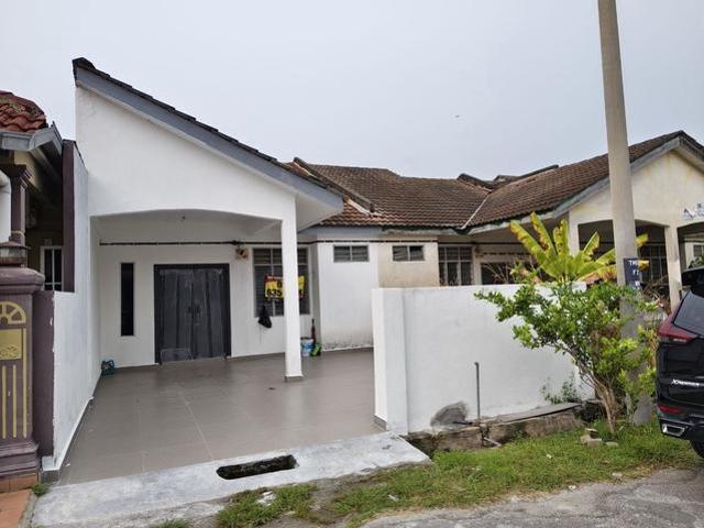 Terraced House for sale in Bahau, Jempol