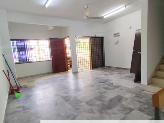 House for sale in Sendayan Village, Negeri Sembilan