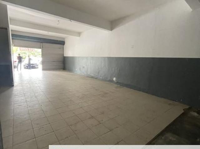 Shop for rent in Kajang, Langat