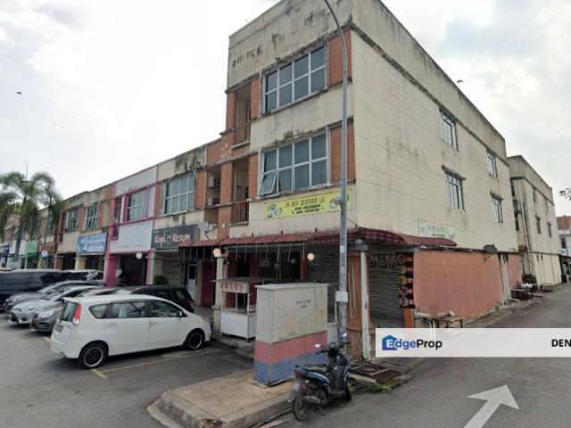 Shop for sale in Kajang, Langat