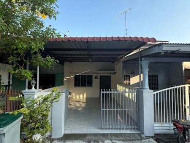 Terraced House for sale in Batu Pahat, Johor