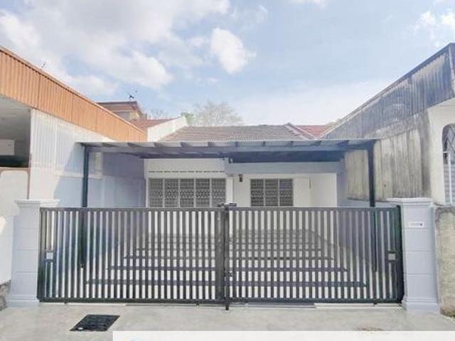 House for sale in Batu Pahat, Johor