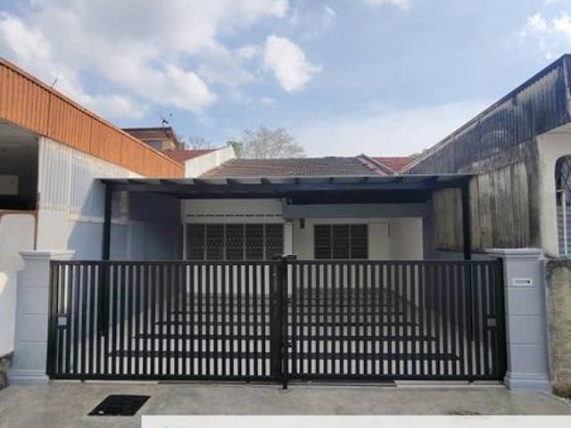 House for sale in Batu Pahat, Johor