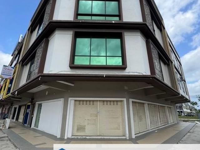 Shop for rent in Ulu Tiram, Johor