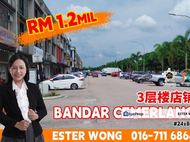 Shop for sale in Ulu Tiram, Johor