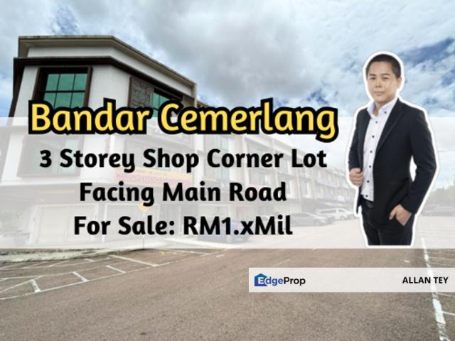 Shop for sale in Ulu Tiram, Johor