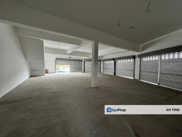 Shop for rent in Ulu Tiram, Johor