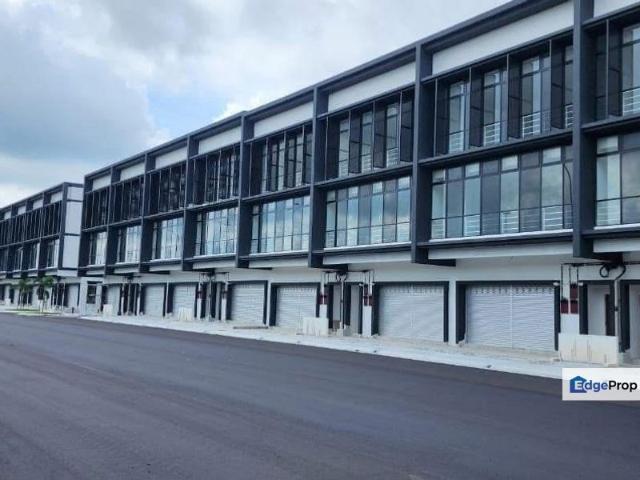 Shop for rent in Ulu Tiram, Johor