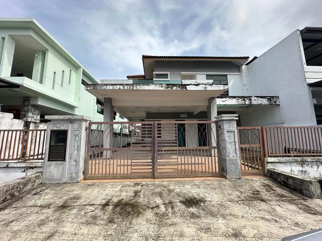 Residential House for sale in Segamat, Johor