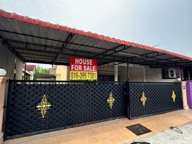 Terraced House for sale in Banting, Selangor